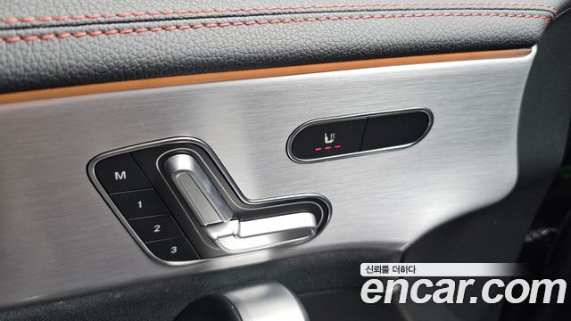 Mercedes-Benz CLA-Class (C118) CLA250 4MATIC 2021 — фото 17