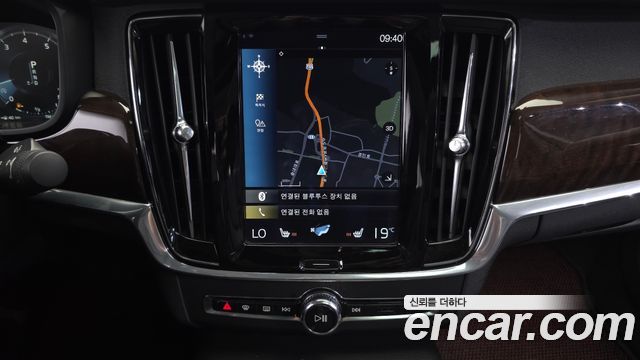 Volvo S90 T5 Momentum 2017 — фото 14