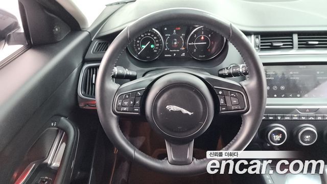 Jaguar E-PACE D180 S 2019 — фото 13