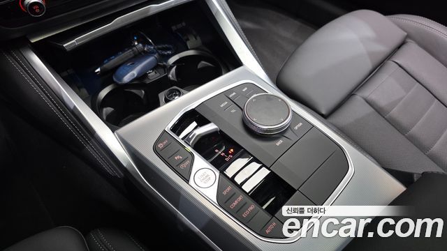BMW 4 Series (G22) 420i M Sport Performance Gran Coupe 2024 — фото 9