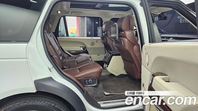 Land Rover Range Rover (IV) 5.0 SC AB LWB 2016 — фото 12