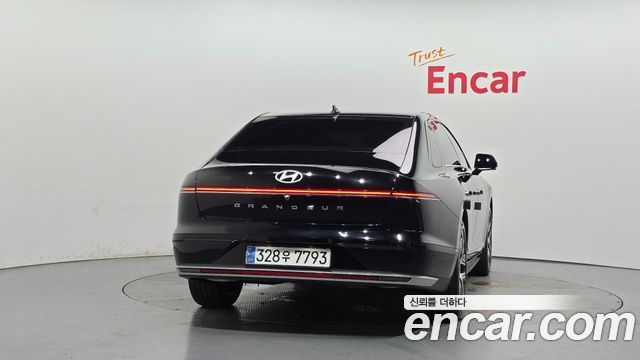 Hyundai Grandeur (GN7) 2,5 Gasoline 2WD Premium 2023 — фото 4