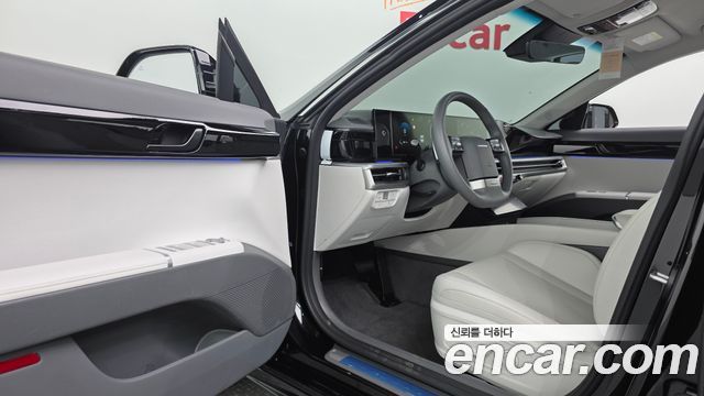 Hyundai Grandeur (GN7) 2,5 Gasoline 2WD Premium 2023 — фото 26