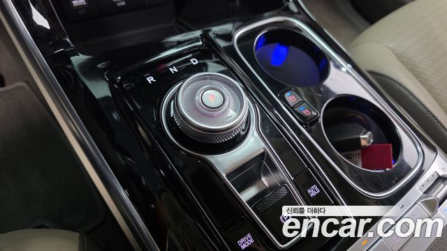 Kia Carnival (IV) Diesel 9-Seater Hi-Limousine Signature 2021 — фото 9