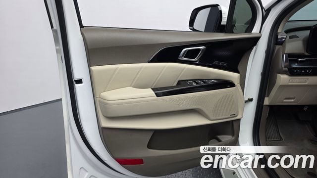 Kia Carnival (IV) Diesel 9-Seater Hi-Limousine Signature 2021 — фото 24