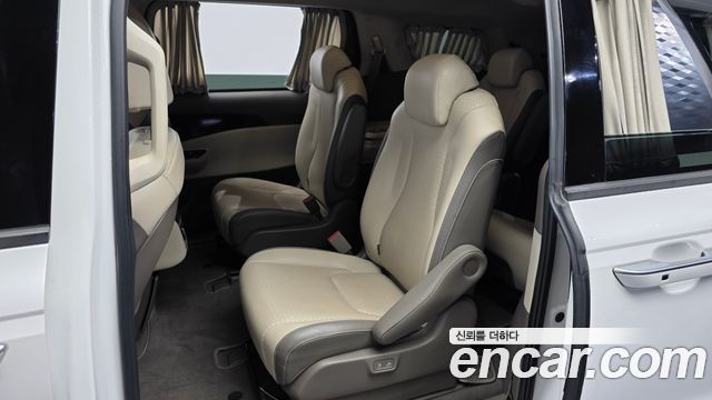 Kia Carnival (IV) Diesel 9-Seater Hi-Limousine Signature 2021 — фото 26