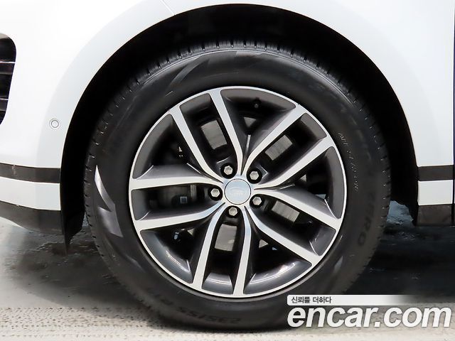 Land Rover Range Rover Evoque (II) P250 Dynamic SE 2024 — фото 5