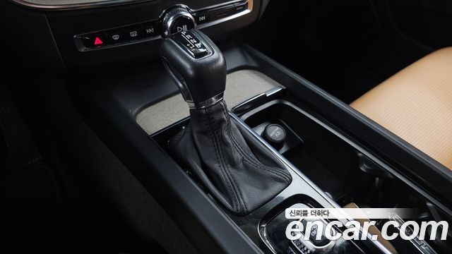 Volvo XC60 (II) T6 Inscription 2018 — фото 9