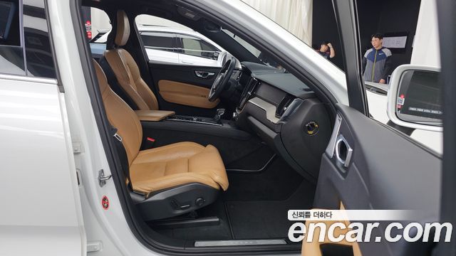 Volvo XC60 (II) T6 Inscription 2018 — фото 11