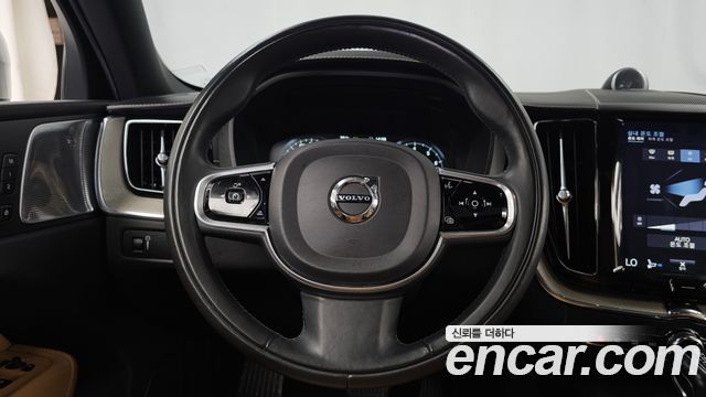 Volvo XC60 (II) T6 Inscription 2018 — фото 13