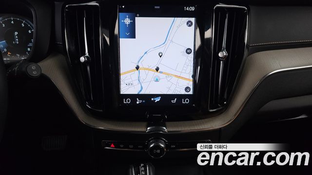 Volvo XC60 (II) T6 Inscription 2018 — фото 14
