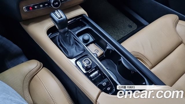 Volvo XC90 (II) T6 Inscription 2020 — фото 16