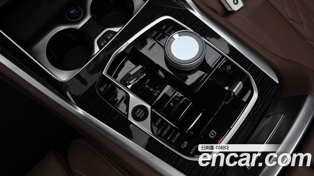 BMW X6 (G06) xDrive30d M Sport 2025 — фото 9