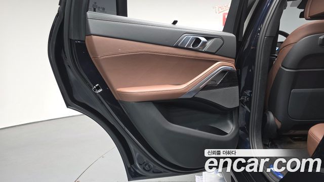 BMW X6 (G06) xDrive30d M Sport 2025 — фото 31