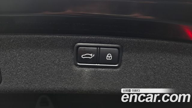 Genesis G80 3.8 GDI AWD Prestige 2017 — фото 34