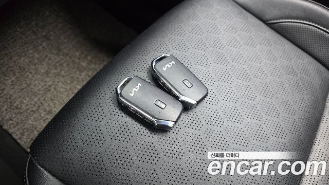 Kia Seltos Gasoline 1.6 Turbo 2WD Signature 2023 — фото 16