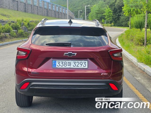 Chevrolet Trax Crossover 1.2 RS 2024 — фото 5