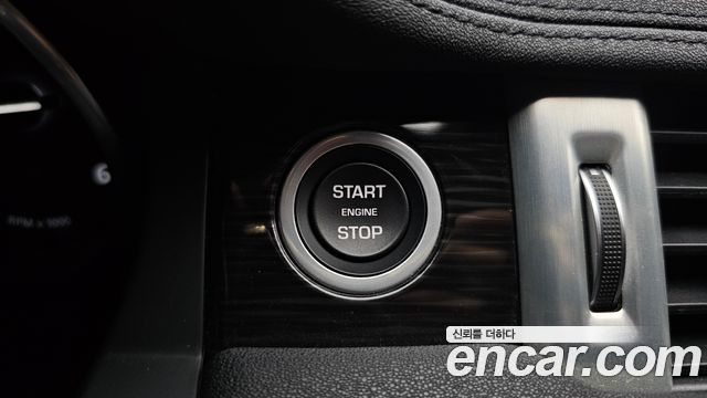 Land Rover Range Rover Evoque 2.0 TD4 HSE Dynamic 2018 — фото 32