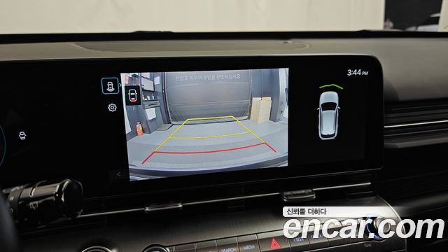 Hyundai Kona (SX2) Gasoline 2.0 2WD Premium 2023 — фото 15