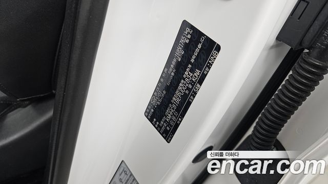 Hyundai Kona (SX2) Gasoline 2.0 2WD Premium 2023 — фото 18