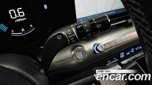 Hyundai Kona (SX2) Gasoline 2.0 2WD Premium 2023 — фото 28