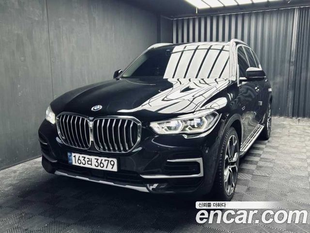 BMW X5 (G05) xDrive 45e xLine 2022 — фото 2