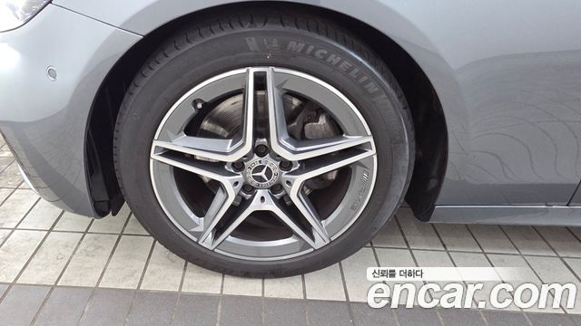 Mercedes-Benz E-Class (W213) E250 AMG Line 2023 — фото 5