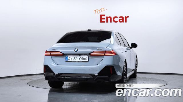 BMW 5 Series (G60) 530i xDrive M Sport 2025 — фото 4