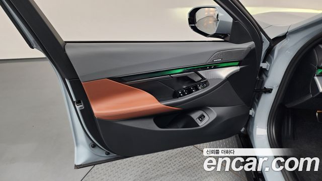 BMW 5 Series (G60) 530i xDrive M Sport 2025 — фото 30