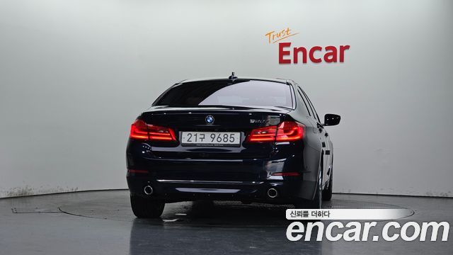 BMW 5 Series (G30) 520d Luxury Special Edition 2018 — фото 4