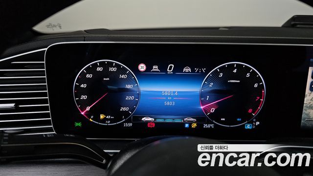 Mercedes-Benz GLE-Class (W167) GLE450 4MATIC Coupe 2025 — фото 8