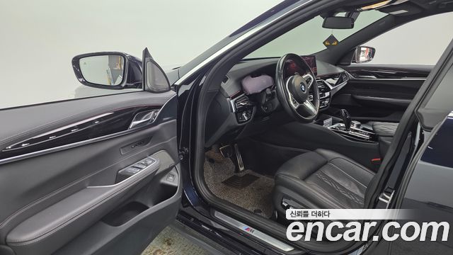 BMW 6 Series GT (G32) 640i xDrive M Sport 2023 — фото 10