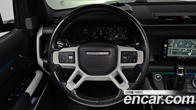 Land Rover Defender (L663) 110 D300 HSE 2022 — фото 13