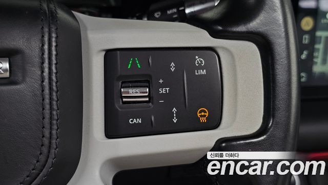 Land Rover Defender (L663) 110 D300 HSE 2022 — фото 14