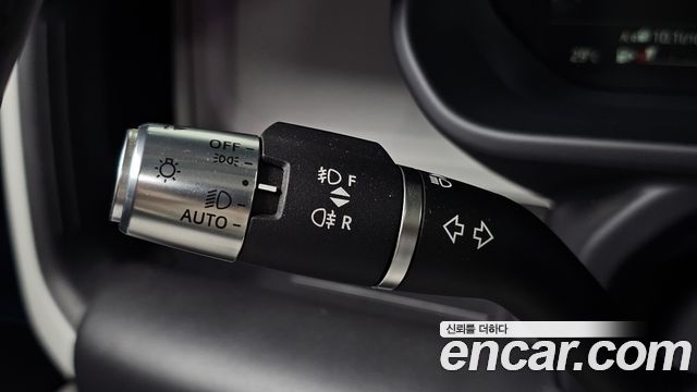 Land Rover Defender (L663) 110 D300 HSE 2022 — фото 30