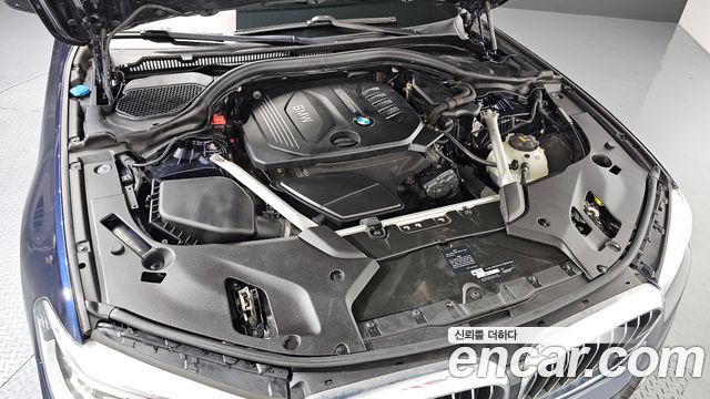 BMW 5 Series (G30) 520d Luxury Special Edition 2018 — фото 6