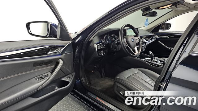 BMW 5 Series (G30) 520d Luxury Special Edition 2018 — фото 10