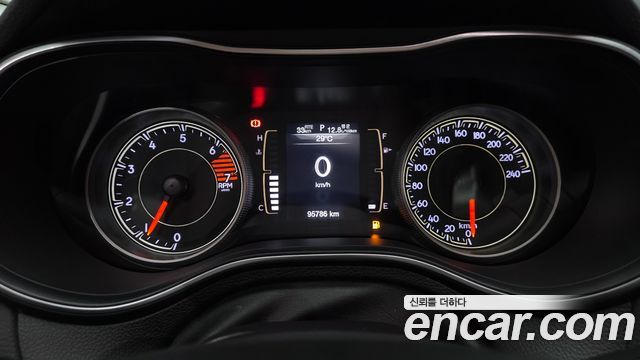 Jeep Cherokee (KL) 2.4 Longitude High AWD 2019 — фото 8