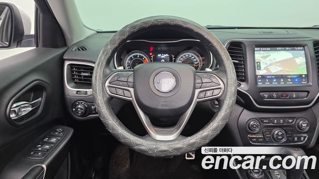 Jeep Cherokee (KL) 2.4 Longitude High AWD 2019 — фото 19