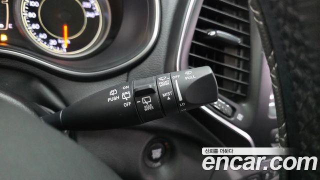 Jeep Cherokee (KL) 2.4 Longitude High AWD 2019 — фото 28
