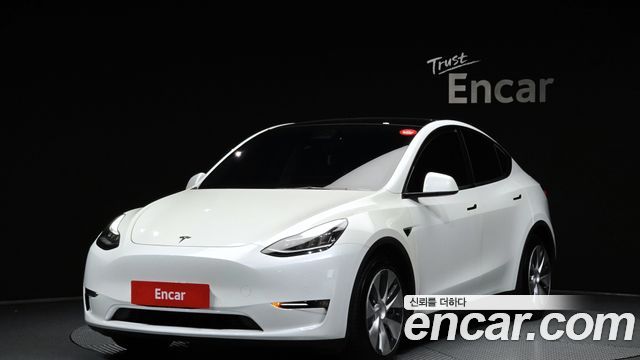 Tesla Model Y Long Range AWD