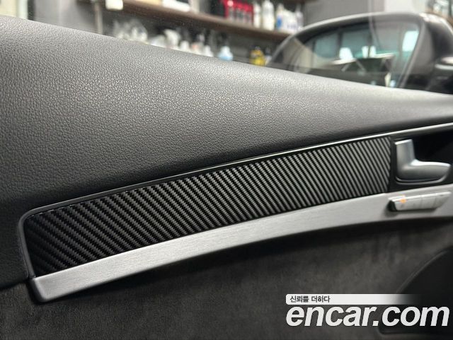 Audi A8 60 TDI Quattro LWB D4 2015 — фото 15