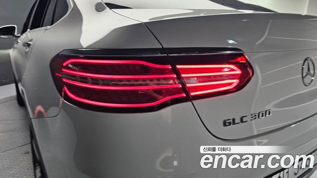 Mercedes-Benz GLC-Class (X253) GCL300 4MATIC Coupe 2019 — фото 23