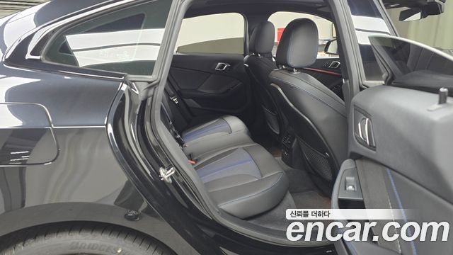BMW 2 Series Gran Coupe (F44) 220i M Sports 2023 — фото 11