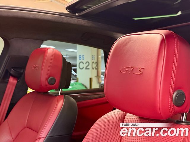 Porsche Macan 2.9 GTS 95B 2020 — фото 16