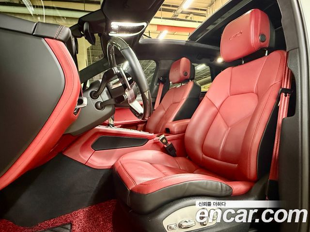 Porsche Macan 2.9 GTS 95B 2020 — фото 17