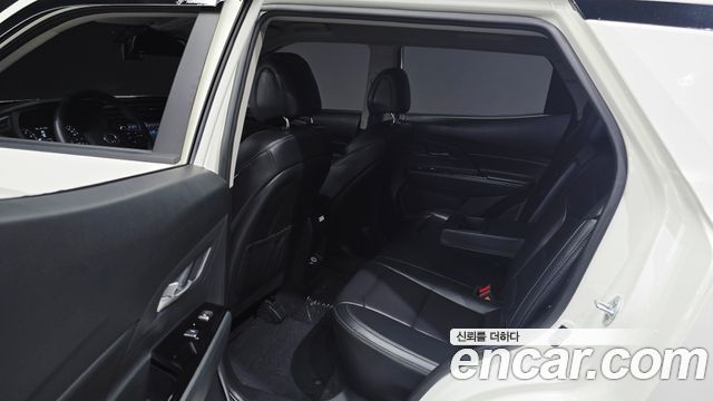 KG Mobility (SsangYong) Beautiful Korando Gasoline 1.5 2WD C5 Plus 2024 — фото 11