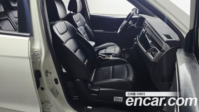 KG Mobility (SsangYong) Beautiful Korando Gasoline 1.5 2WD C5 Plus 2024 — фото 12