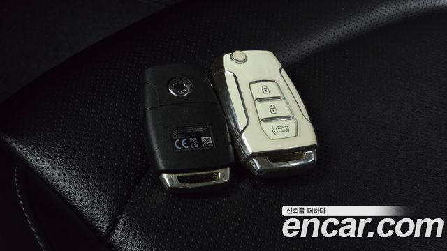 KG Mobility (SsangYong) Beautiful Korando Gasoline 1.5 2WD C5 Plus 2024 — фото 18