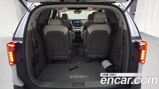 Kia Carnival (IV) Gasoline 9-Seater Hi Limousine Signature 2024 — фото 17